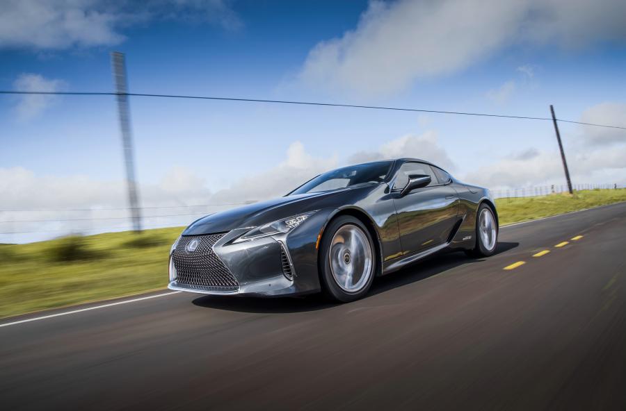  Lexus LC500h 2017 года  (NA) (фото 3 из 40)